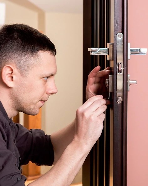 : Professional Locksmith For Commercial And Residential Locksmith Services in El Monte, CA