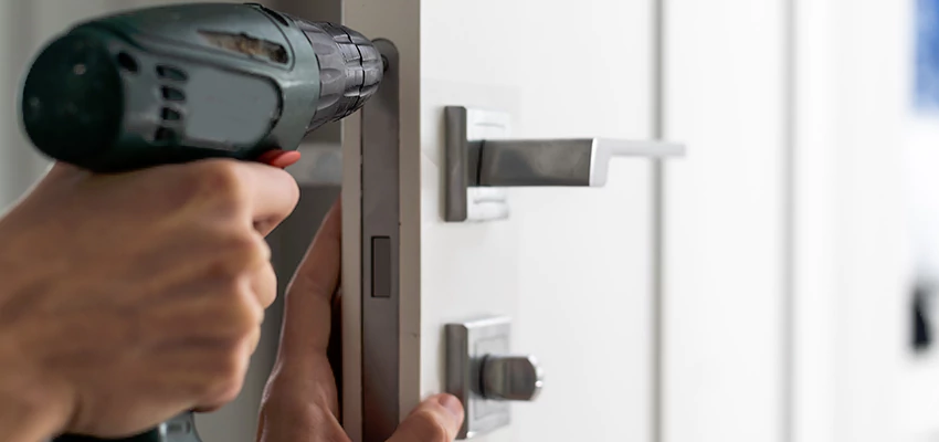 Locksmith For Lock Replacement Near Me in El Monte, CA