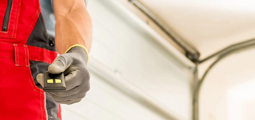 Residential Garage Door Security in El Monte, California