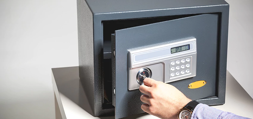Jewelry Safe Unlocking Service in El Monte, California
